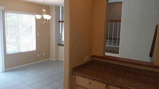 3rd image of 1549 N Dara St