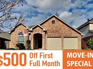 2211 Reverchon Dr, Arlington, TX 76017