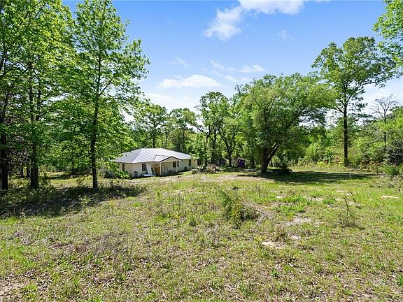 4th image of 15690 Sandy Ridge Rd