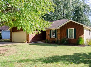 1318 W Lindberg St, Springfield, MO 65807