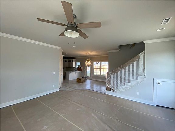4th image of 1206 Saint Johns Wood