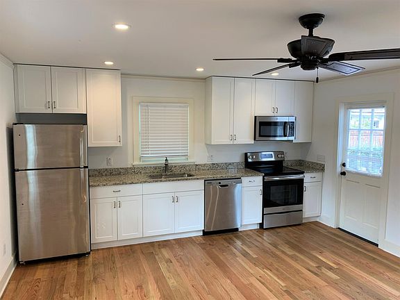 5th image of 1 Person Cottage 654 W Lyman Ave