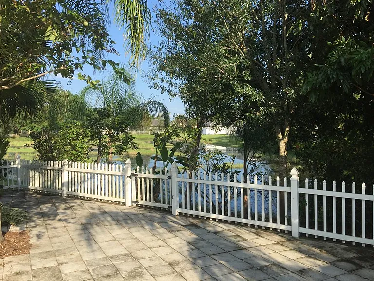 2388 Appaloosa Cir — Photo 22