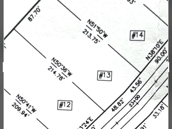 13 Ridgeway Dr, Starkville, MS 39759
