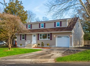 40 Hilliard Rd, Old Bridge, NJ 08857