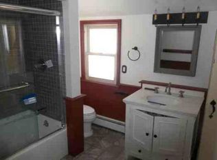 2 Stevens Dr, Gorham, ME 04038