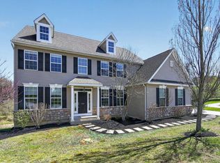 208 Liberty Cir, East Fallowfield, PA 19320