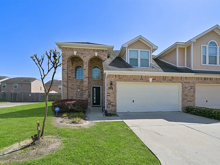 2007 Que Manor Dr — Photo 2