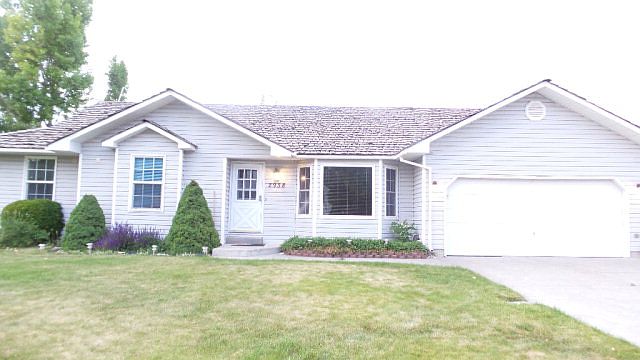 1st image of 2958 Newman Dr