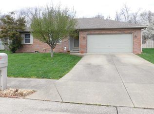 6166 Yosemite Dr, Newburgh, IN 47630