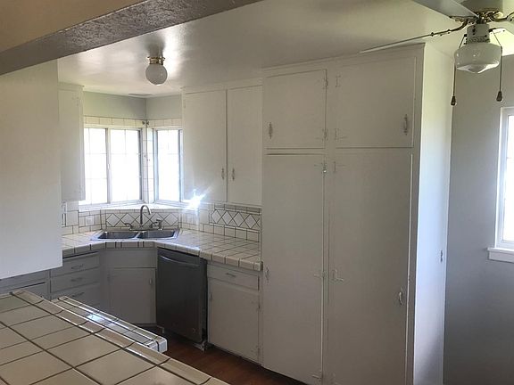 2nd image of 16151 Colina St