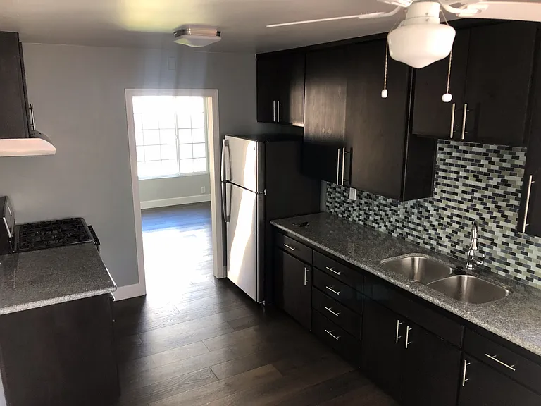 6760 Mohawk St — Photo 18