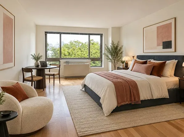 110 Horatio St, New York, NY
