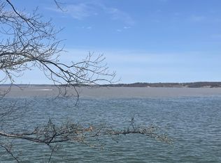 E 325th Ln, Grove, OK 74344