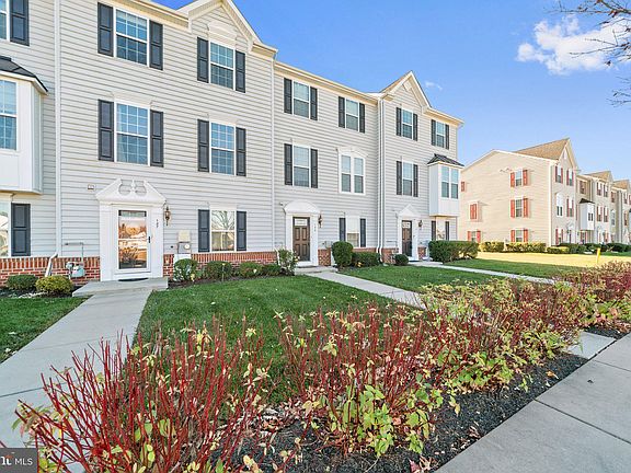2nd image of 129 S Harner Blvd