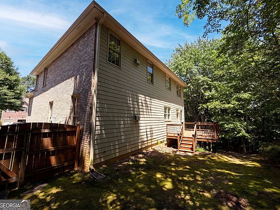 5th image of 1231 Dunwoody Village Dr