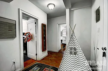 Rented by Urbane Brokerage