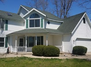 24961 White Pine Dr, South Bend, IN 46619