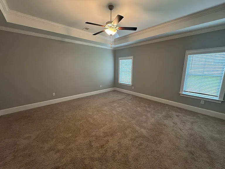 652 Charleston Mills Dr — Photo 7
