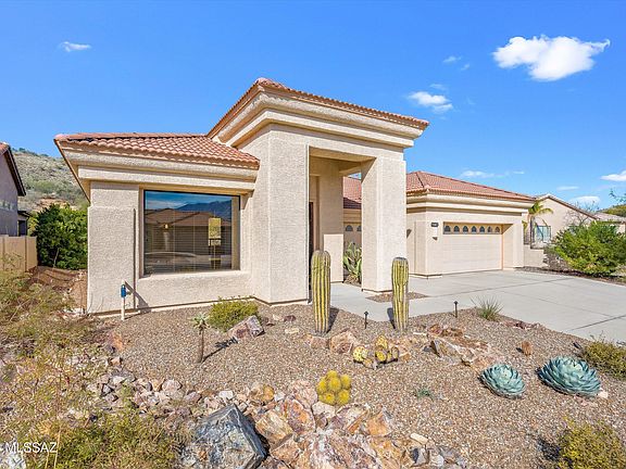 2nd image of 62276 E Sand Crest Dr