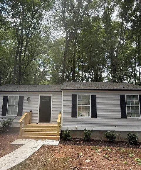 104 N Meade Dr — Photo 5