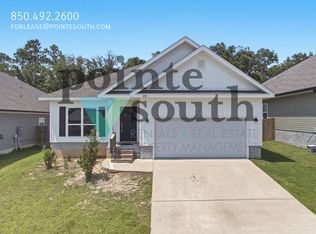 232 Camellia Dr, Cantonment, FL 32533