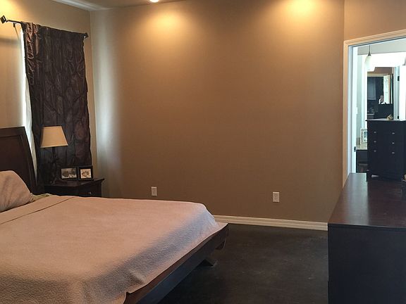 4th image of 10078 Leamon Ln