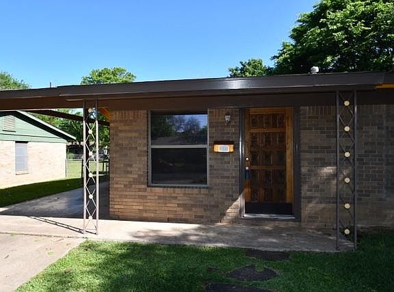 3rd image of 4800 Sylvandale Dr