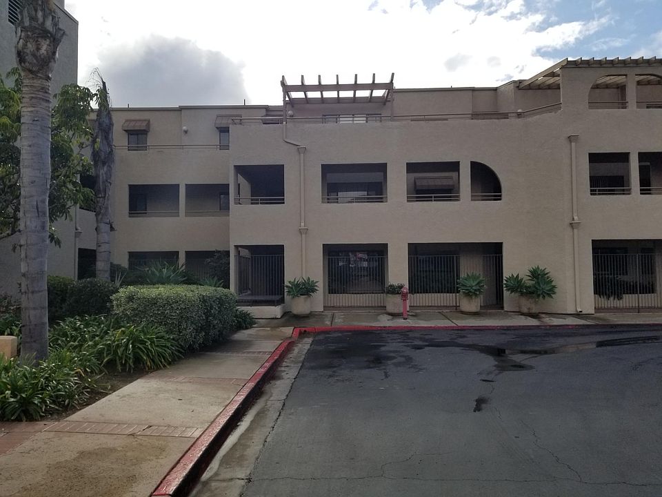 1st image of 6960 Hyde Park Dr Unit 10