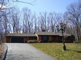 137 The Woods, Bedford, IN