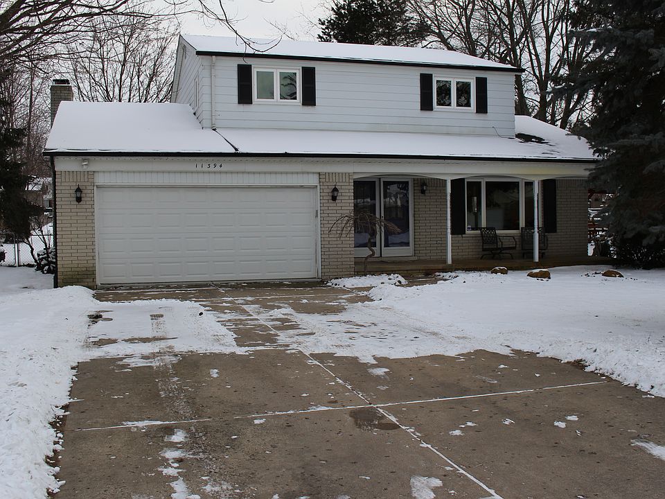 1st image of 11394 N Crestline Dr