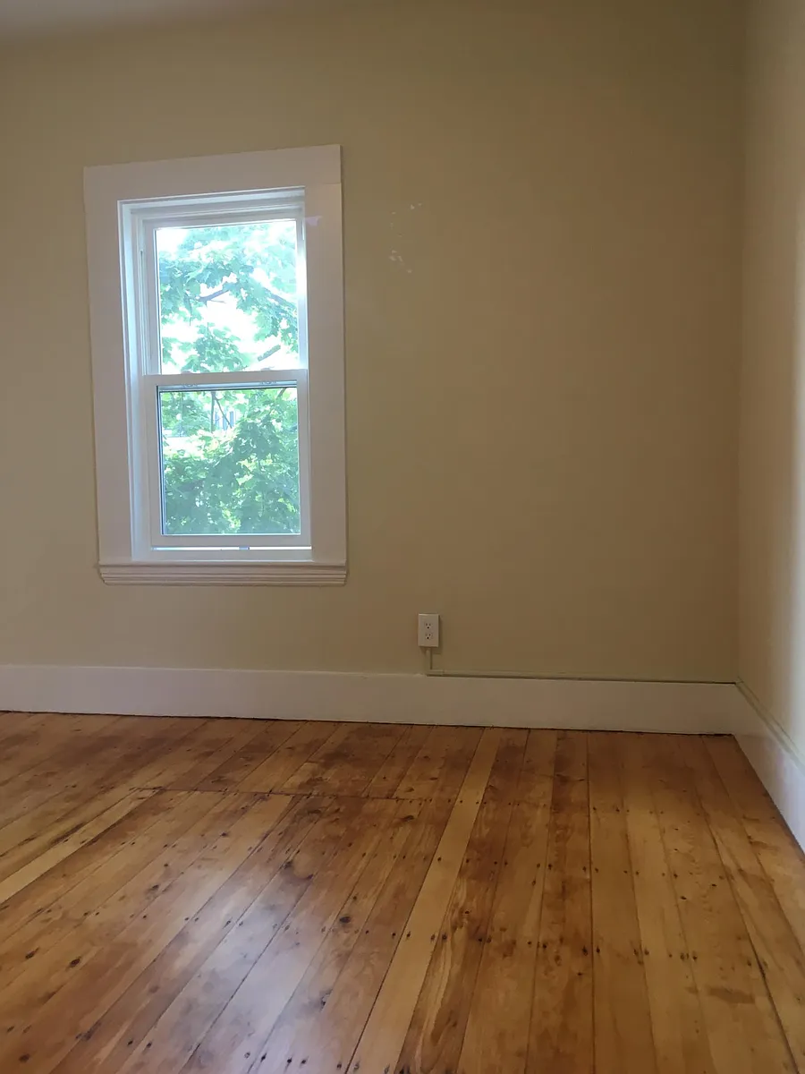 Building Photo - 36 Wrentham St #2