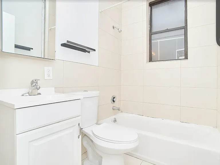537 Lenox Ave #7 — Photo 10