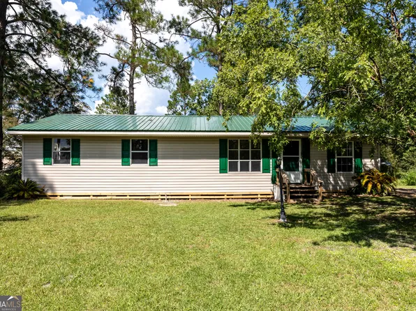 4186 Leann Rd, Waycross, GA 31503