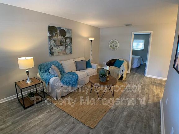 2nd image of 801 60th St N APT 103