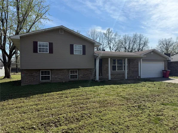 119 Foust Dr, Sikeston, MO 63801