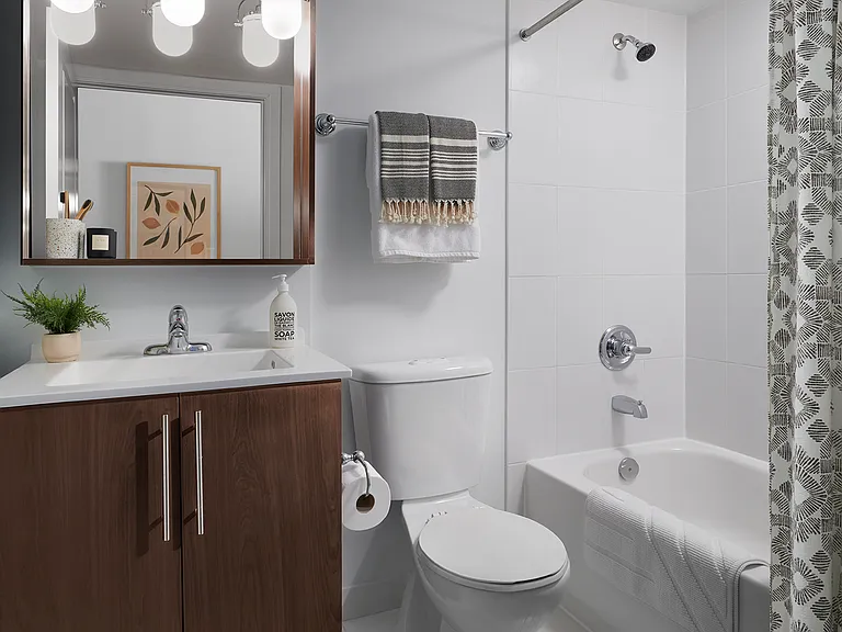 105 Harrison Garden Blvd — Photo 24