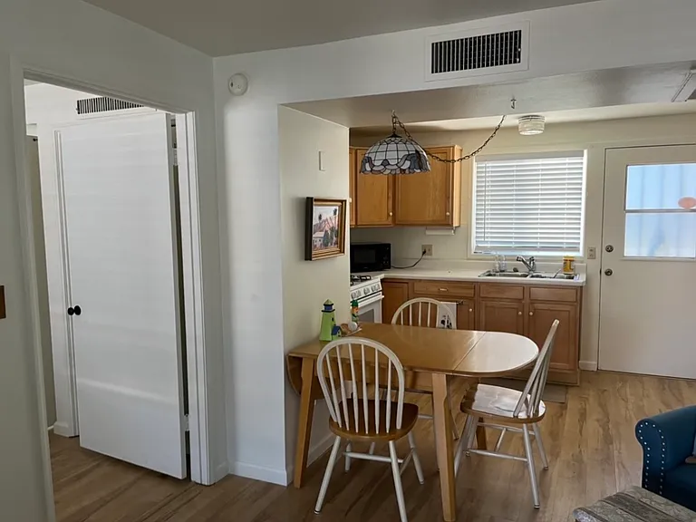 349 S Paseo Madera #B — Photo 3