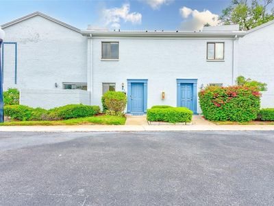 8800 Bardmoor Blvd APT 11, Seminole, FL, 33777