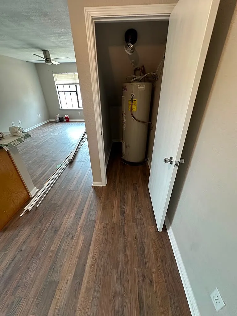 3 bed, 1057 sqft, $1,300 — Photo 1