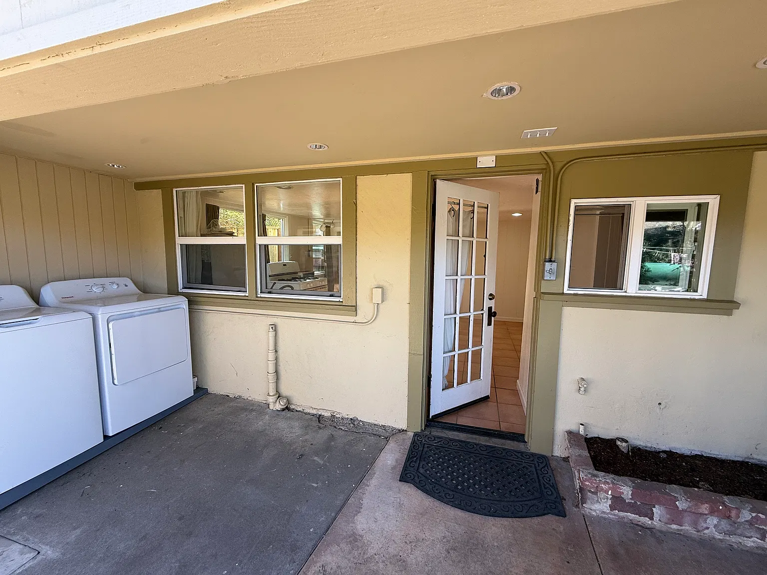 150 Darwin St — Photo 1