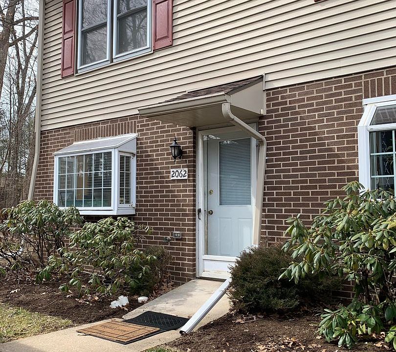 1st image of 2062 Mary Ellen Ln