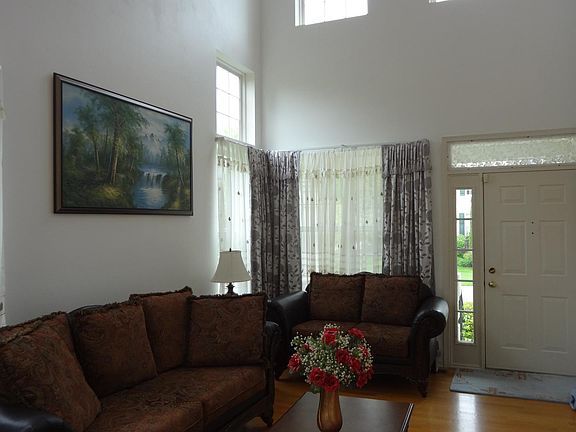 5th image of 5144 Ashley Cir