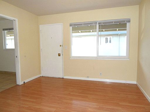 5th image of 491 Leigh Ave APT 7