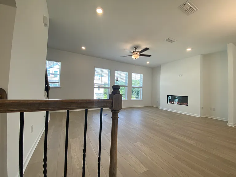 2722 Dreycott Ln — Photo 30