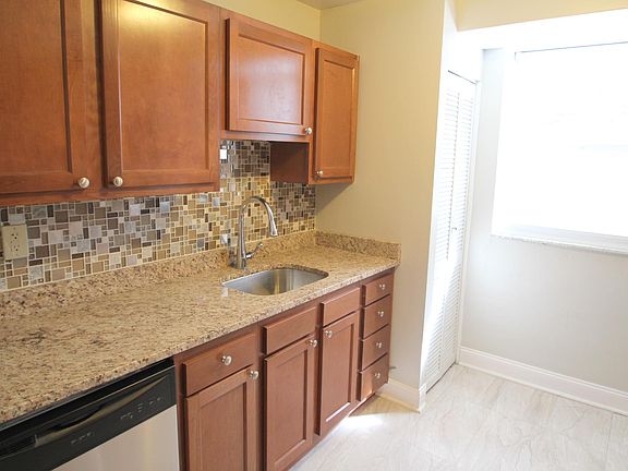 5th image of 103 McKnight Cir #55g54hxsn