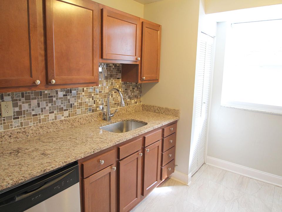 Waldorf Park Apartments 103 McKnight Cir Pittsburgh PA Zillow