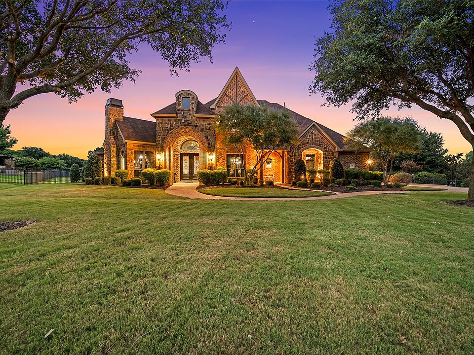 1st image of 5416 Lake Victoria Ct