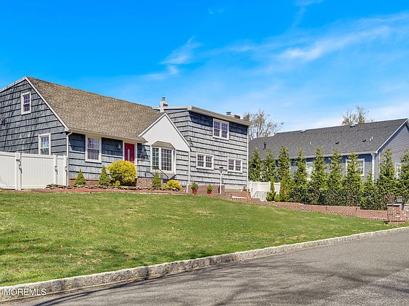4th image of 707 Prospect Place