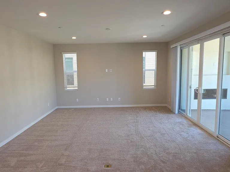 16208 Camden Cir — Photo 5